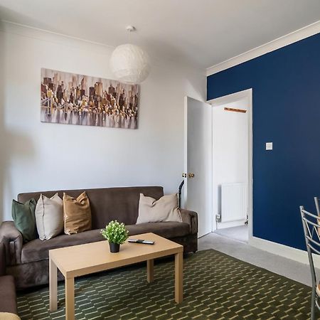 Gorgeous 2Bed Apartment In Fulham, London Exterior foto